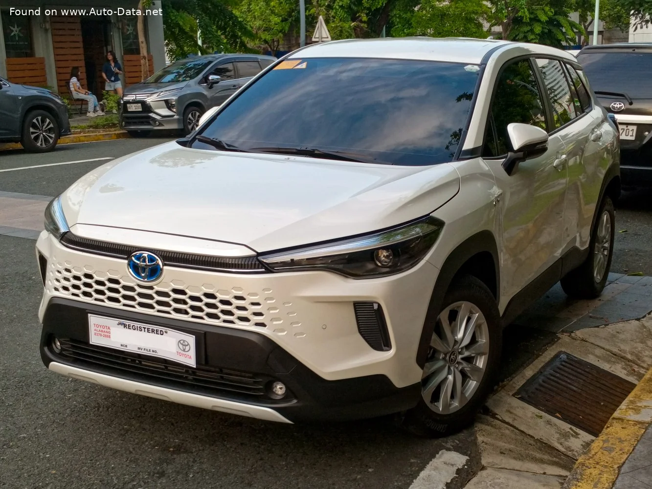 Toyota Corolla Cross 1.8 (122 Hp) Full Hybrid E-CVT2024 - thumbnail 4