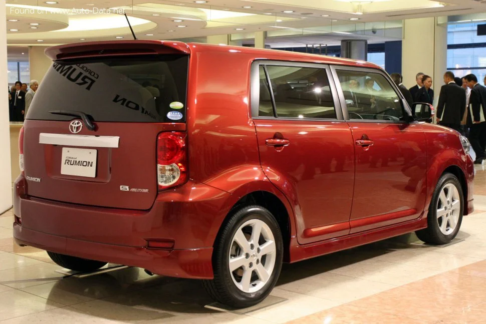 Toyota Corolla Rumion 1.5i (110 Hp)2007 - 2015 thumbnail 2