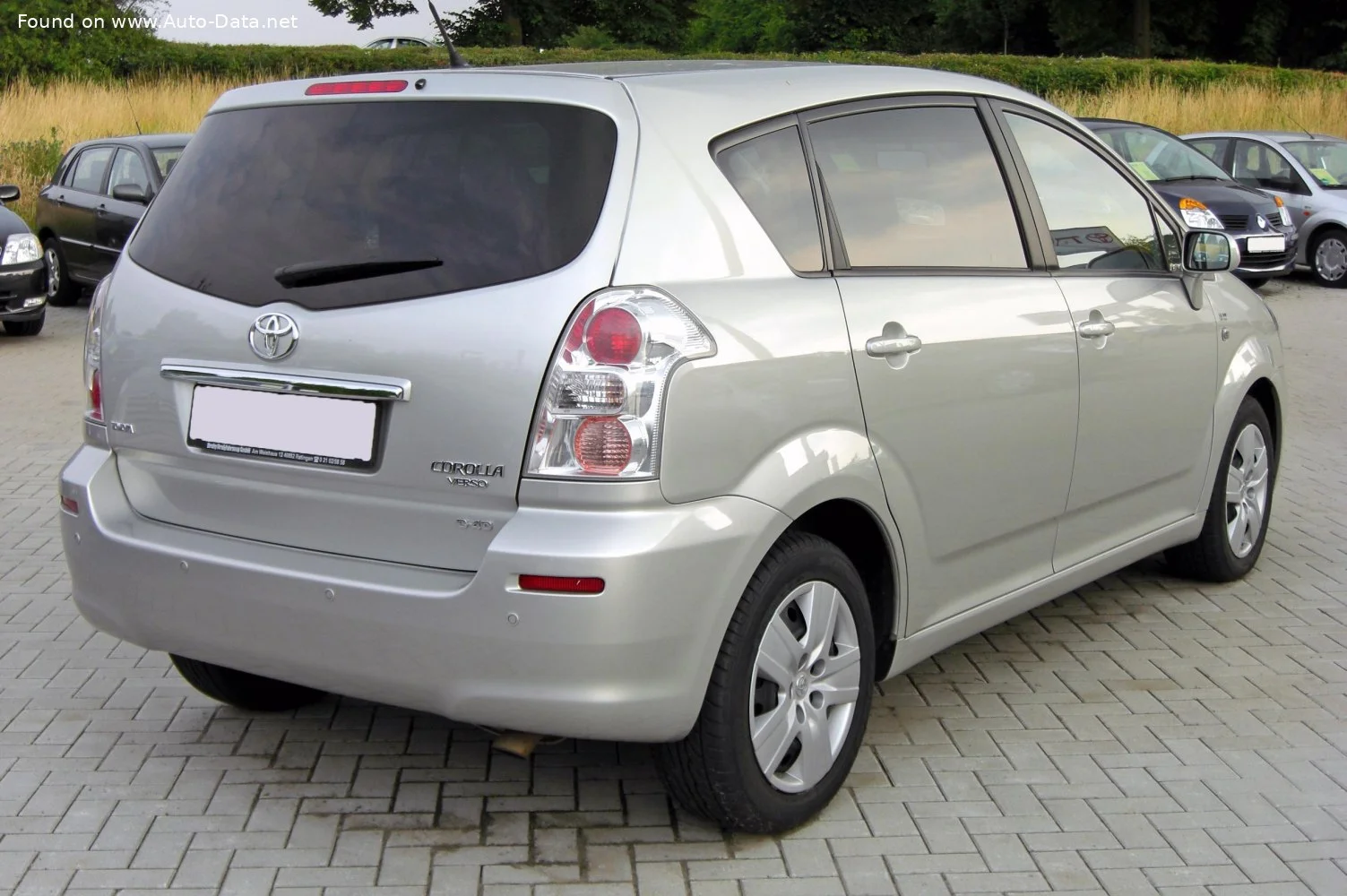 Toyota Corolla Verso 1.6 16V (110 Hp)2007 - 2009 thumbnail 4
