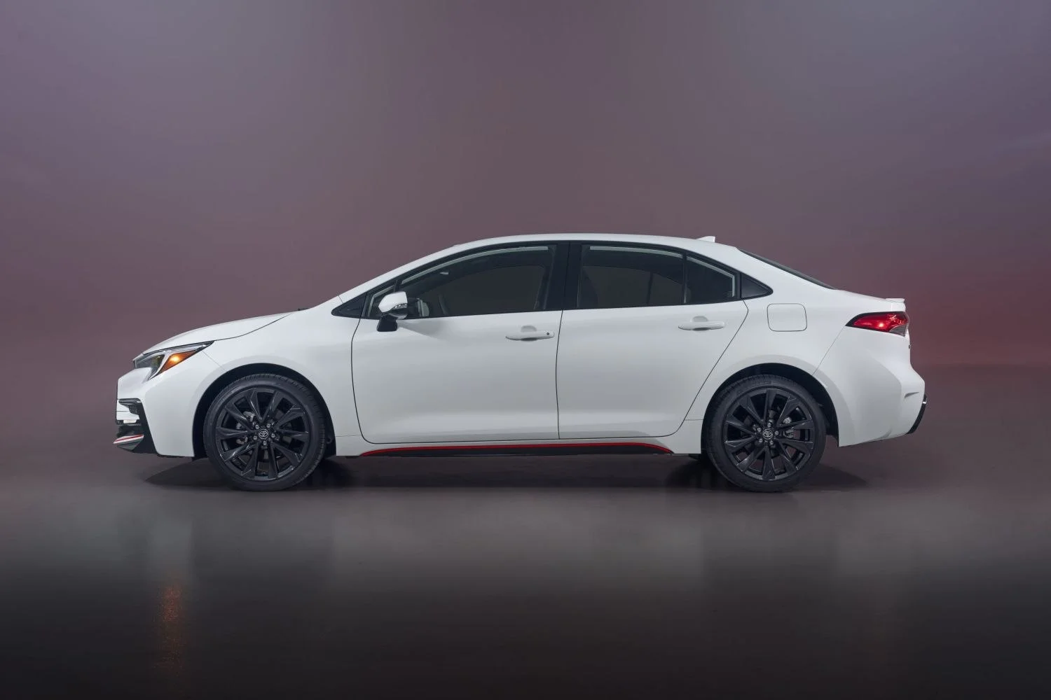 Toyota Corolla 1.8 (134 Hp) AWD Hybrid CVTi2022 - thumbnail 2