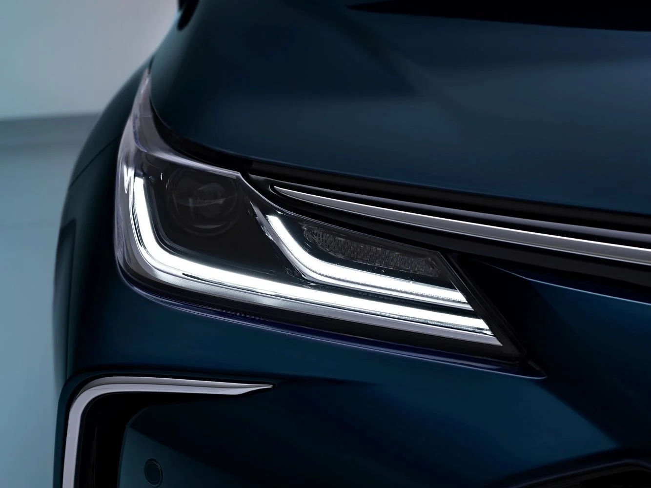 Toyota Corolla 1.5 TNGA (123 Hp)2023 - thumbnail 17
