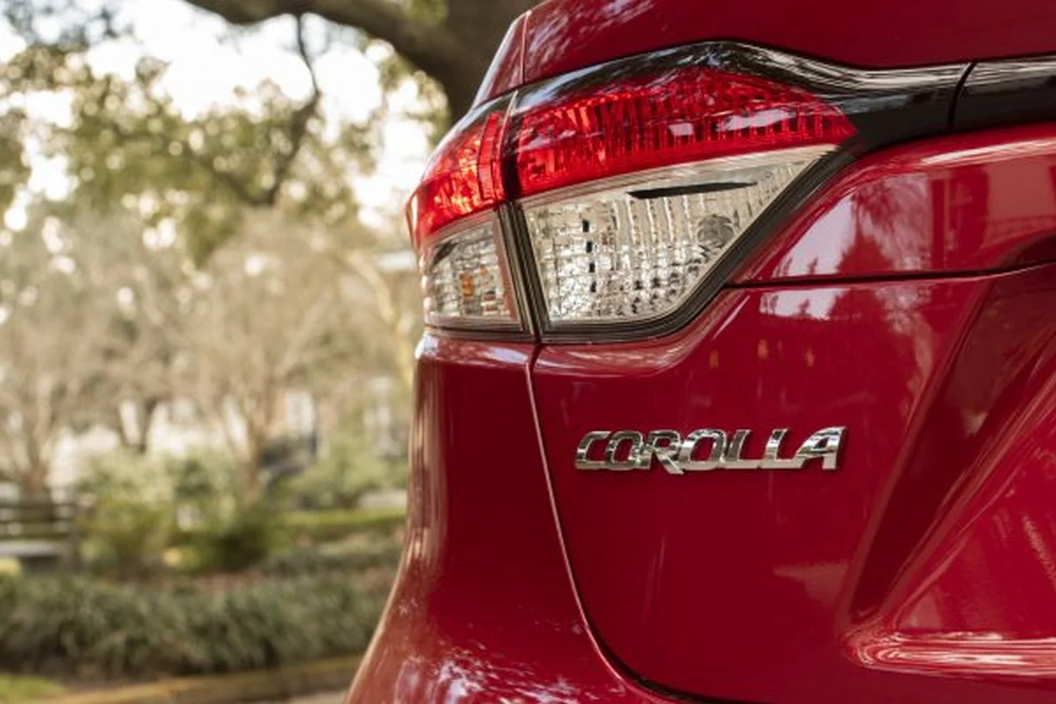 Toyota Corolla 1.8 (121 Hp) Hybrid CVTi2019 - 2022 thumbnail 16