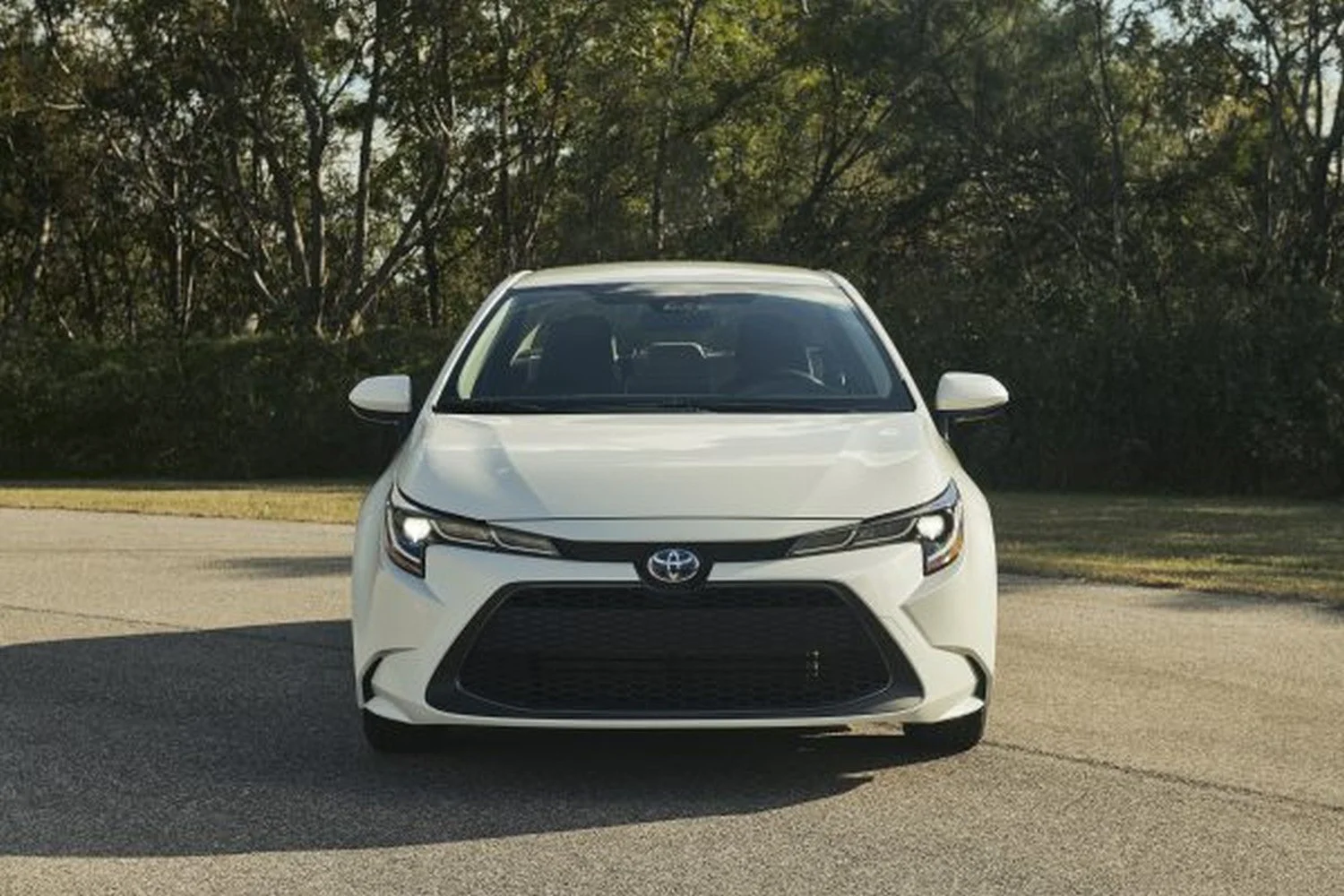 Toyota Corolla 1.8 (121 Hp) Hybrid CVTi2019 - 2022 thumbnail 5