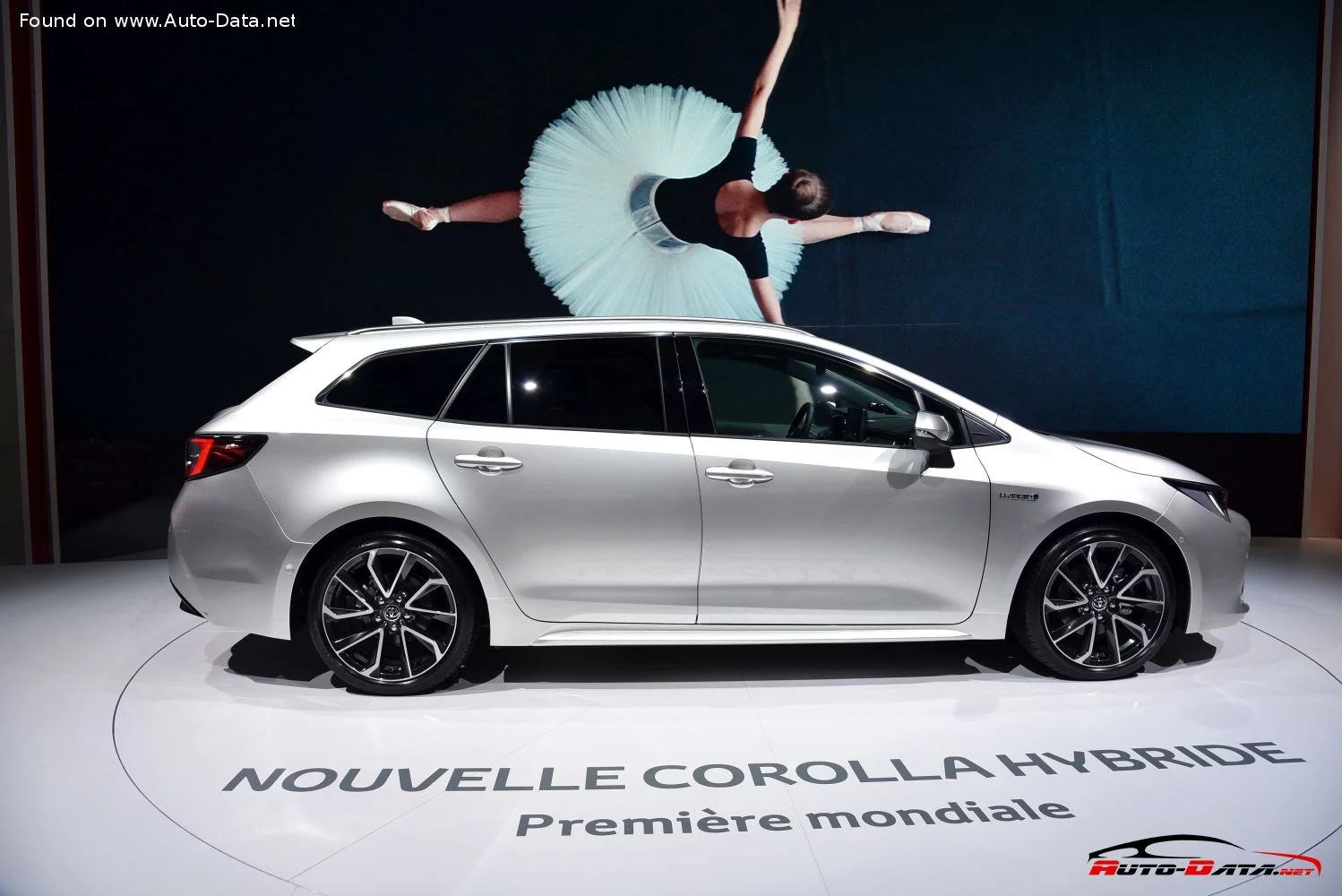 Toyota Corolla 1.2 Turbo (116 Hp)2019 - 2022 thumbnail 3