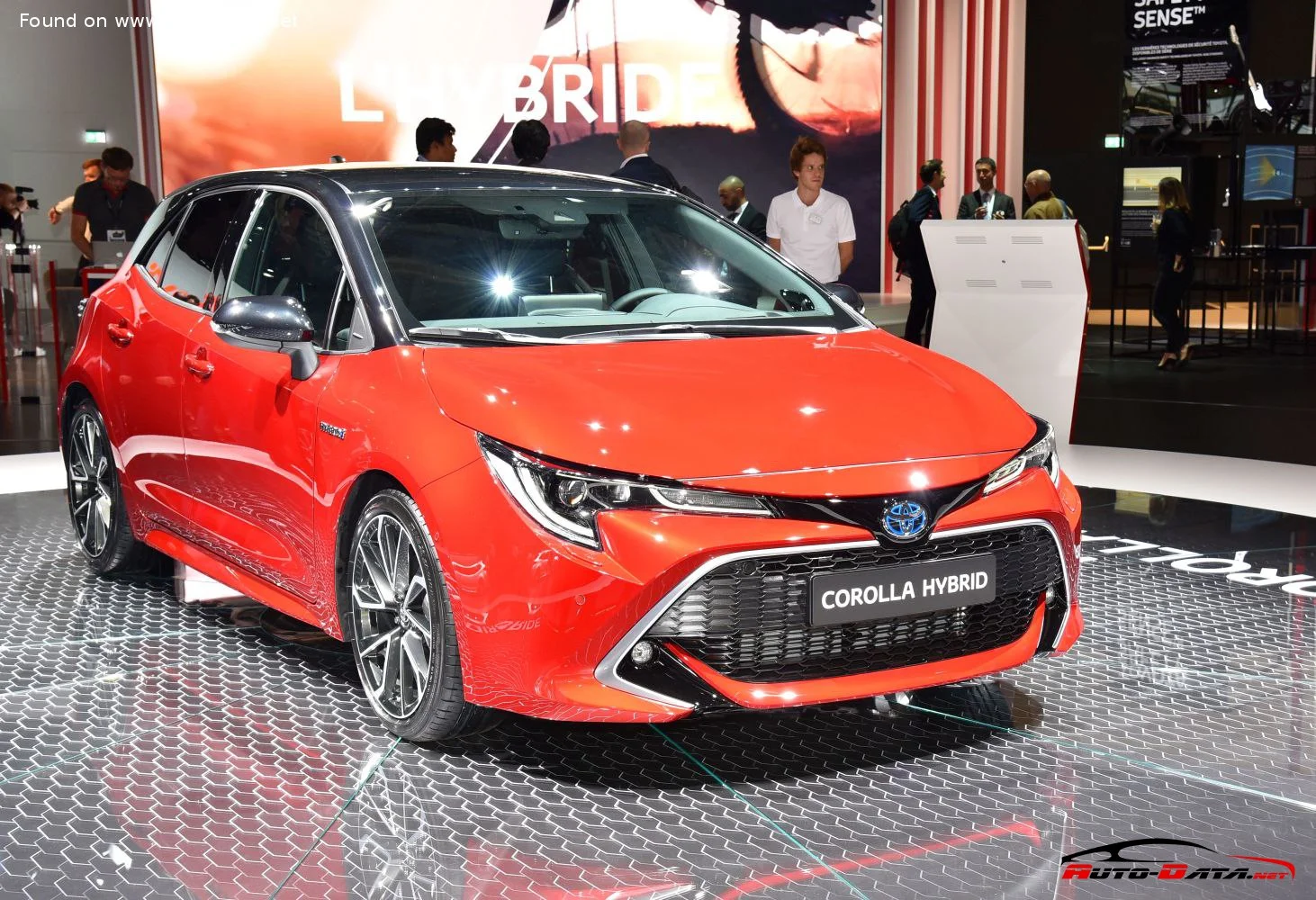 Toyota Corolla 1.2 D-4T (116 Hp) 4WD CVT-i2019 - 2022 - 1
