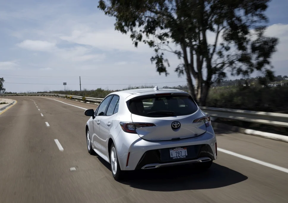 Toyota Corolla 1.2 D-4T (116 Hp) 4WD CVT-i2019 - 2022 thumbnail 18
