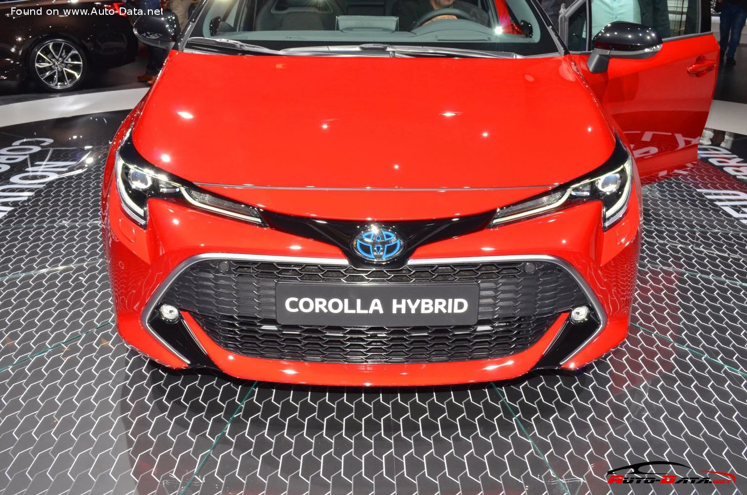 Toyota Corolla 1.2 D-4T (116 Hp) 4WD CVT-i2019 - 2022 thumbnail 8