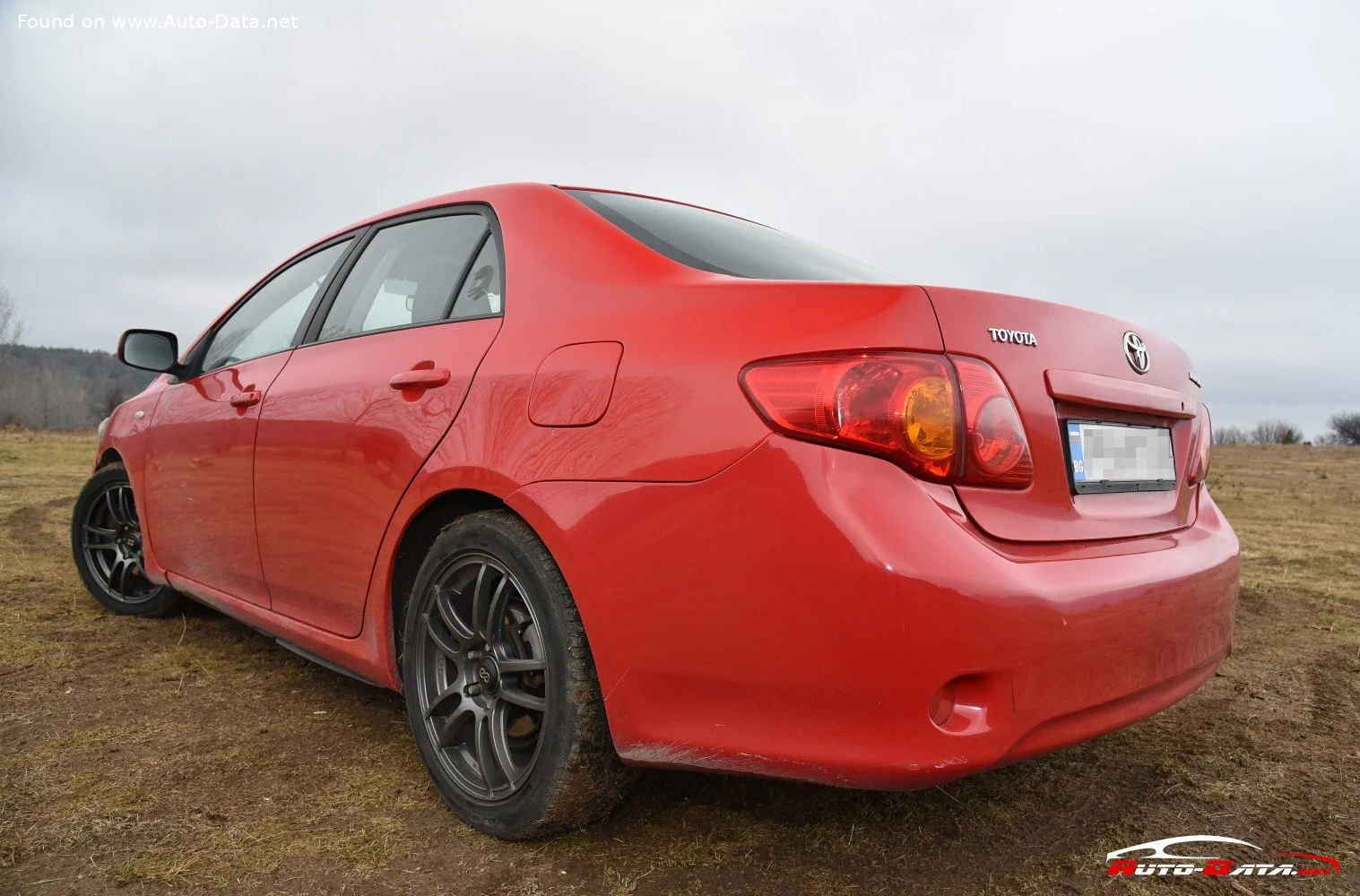Toyota Corolla 1.3 i 16V VVT-i (101 Hp)2008 - 2012 thumbnail 14