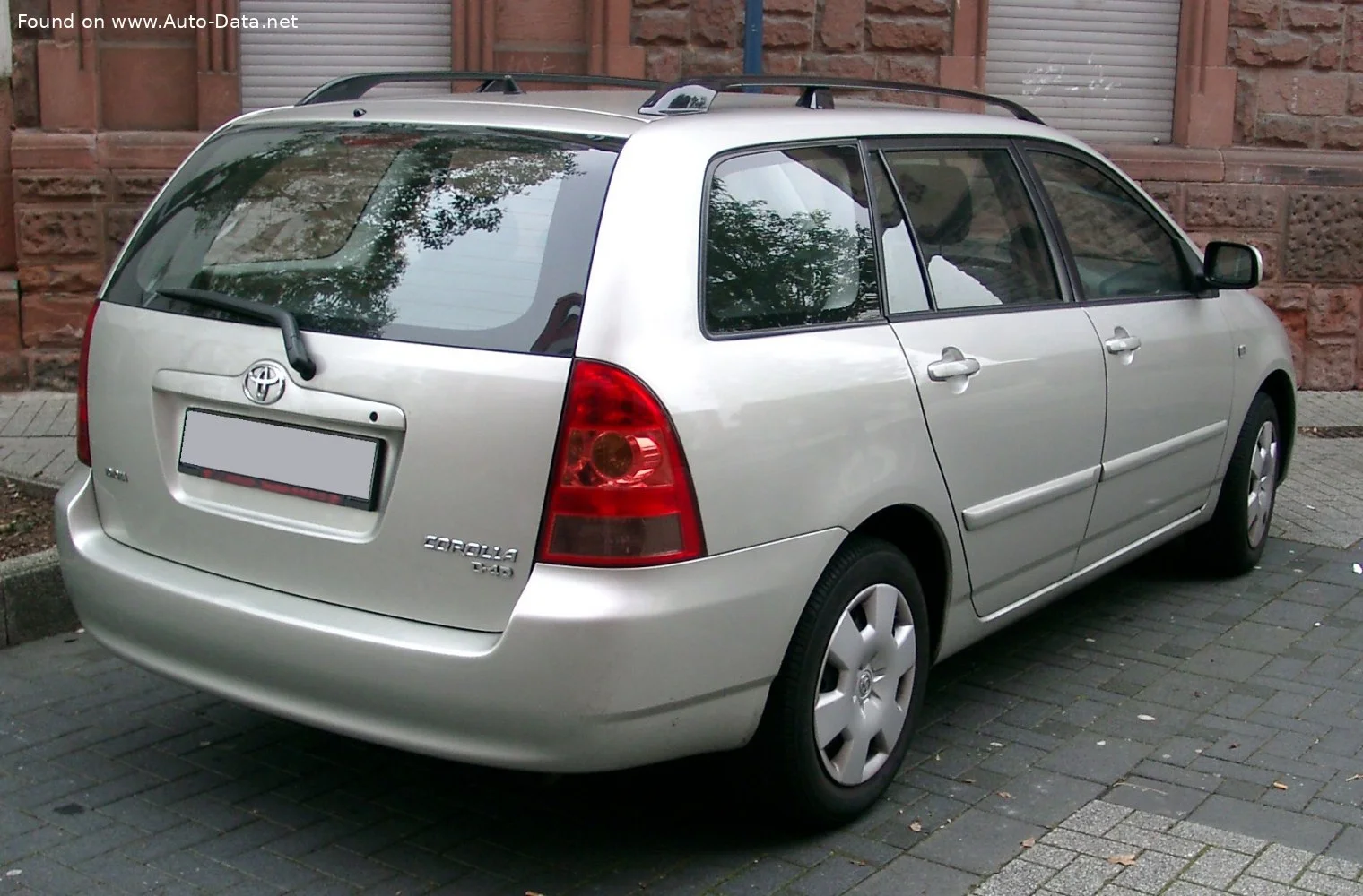 Toyota Corolla 1.4 D-4D (90 Hp)2004 - 2006 thumbnail 2
