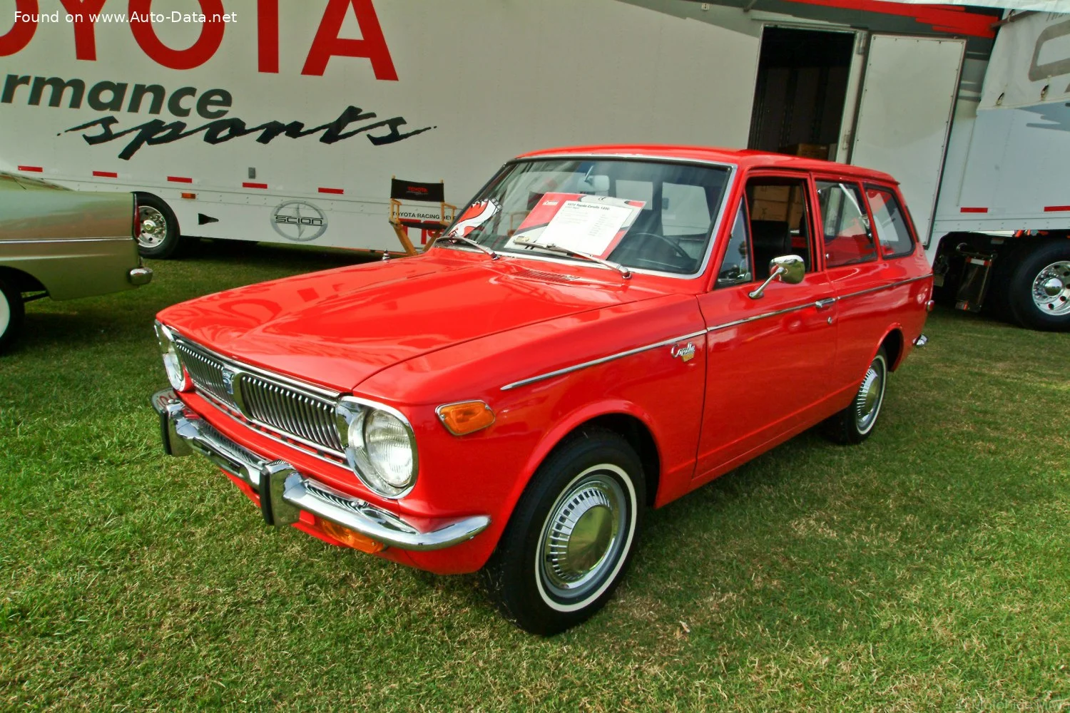 Toyota Corolla 1200 (68 Hp)1969 - 1970 thumbnail 4