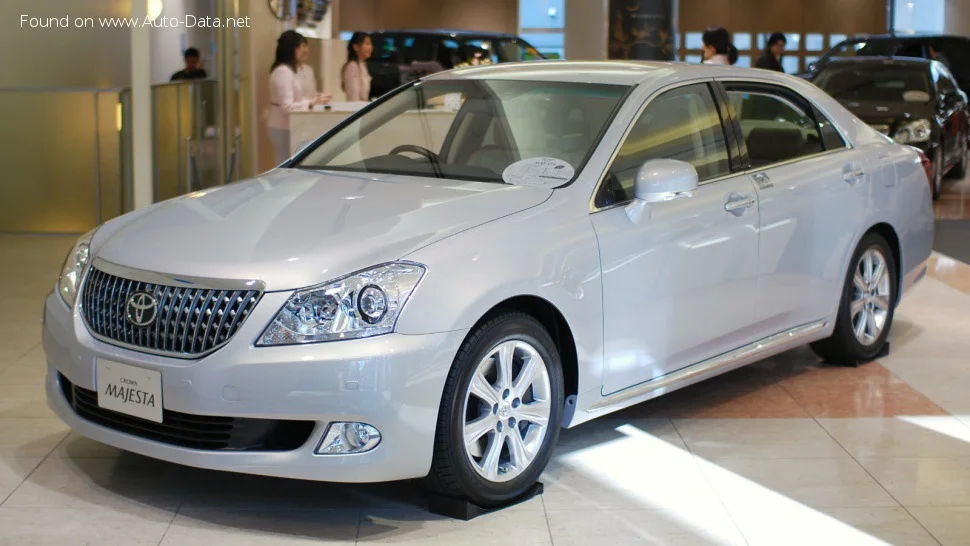 Toyota Crown Majesta 4.3 i-Four V8 32V (280 Hp) 4x4 Automatic2009 - 2013 - 1