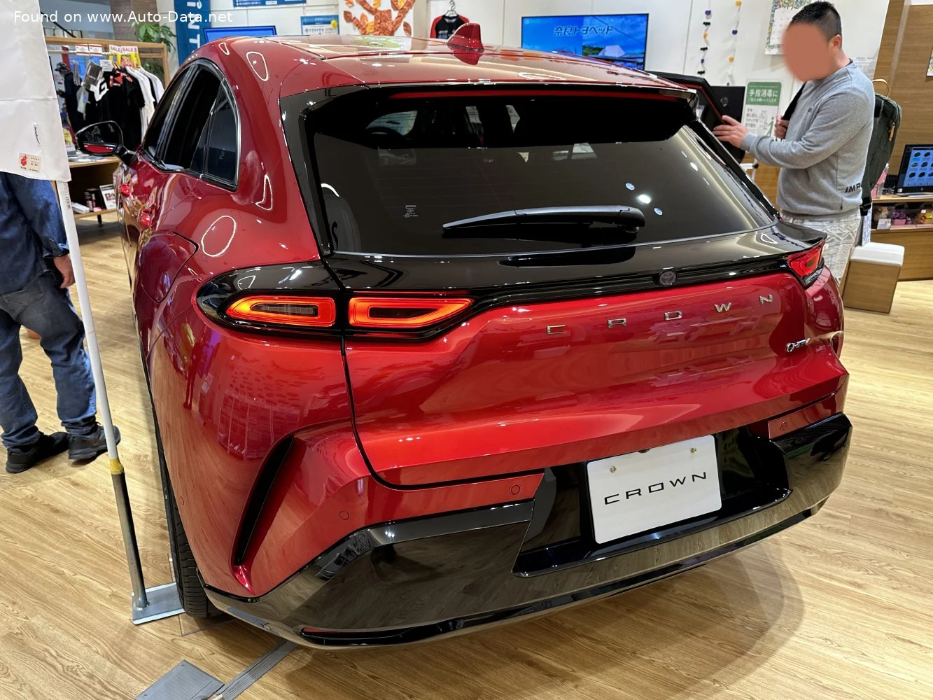 Toyota Crown 2.5 D-4S (234 Hp) Hybrid E-Four e-CVT2023 - thumbnail 6