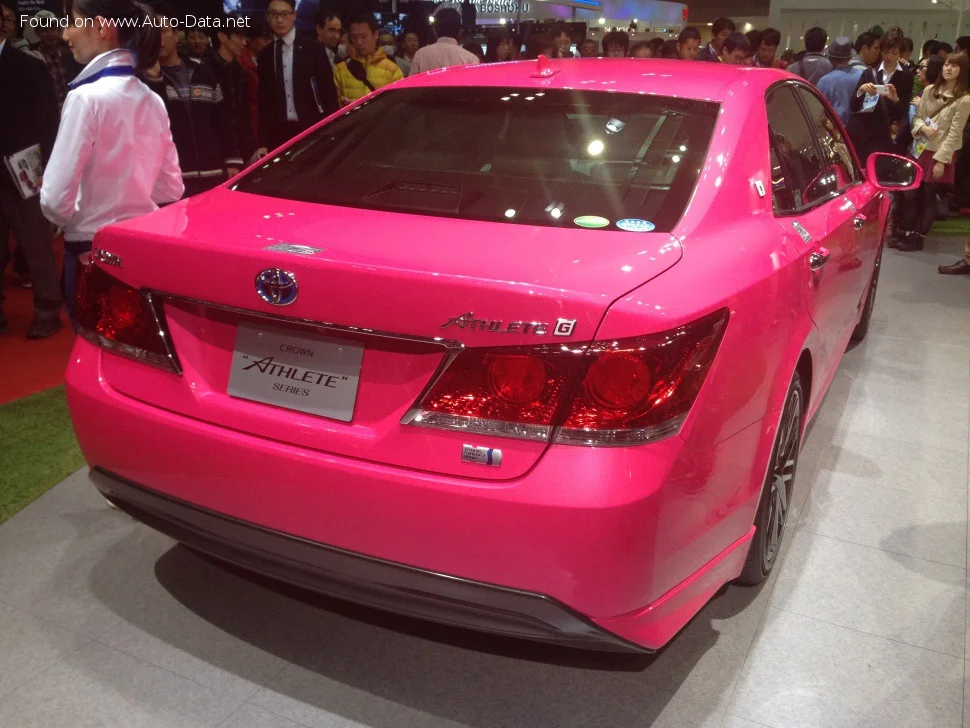 Toyota Crown 2.5 (178+143 Hp) Hybrid e-CVT2014 - 2015 thumbnail 2