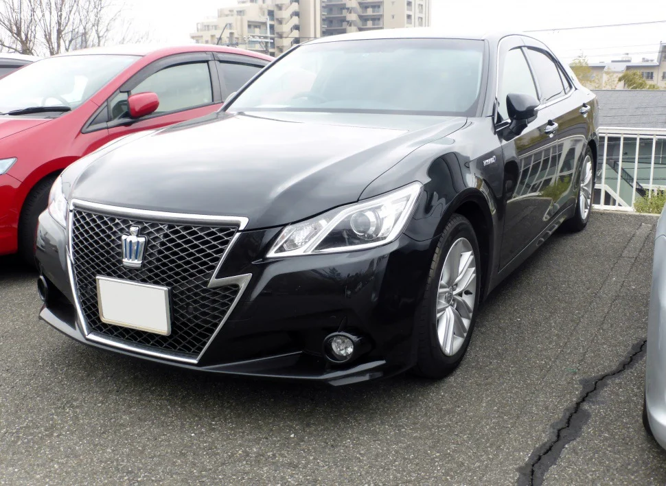 Toyota Crown 2.5 (178+143 Hp) Hybrid e-CVT2014 - 2015 thumbnail 6