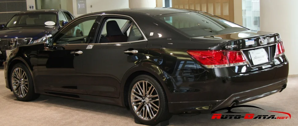 Toyota Crown 2.5 (178+143 Hp) Hybrid e-CVT2014 - 2015 thumbnail 8