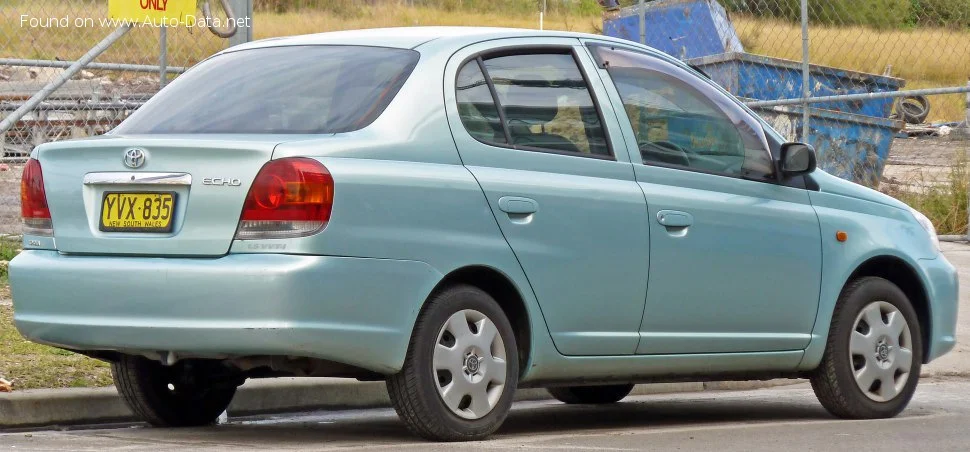Toyota Echo 1.5i 16V (109 Hp)1999 - 2005 thumbnail 2