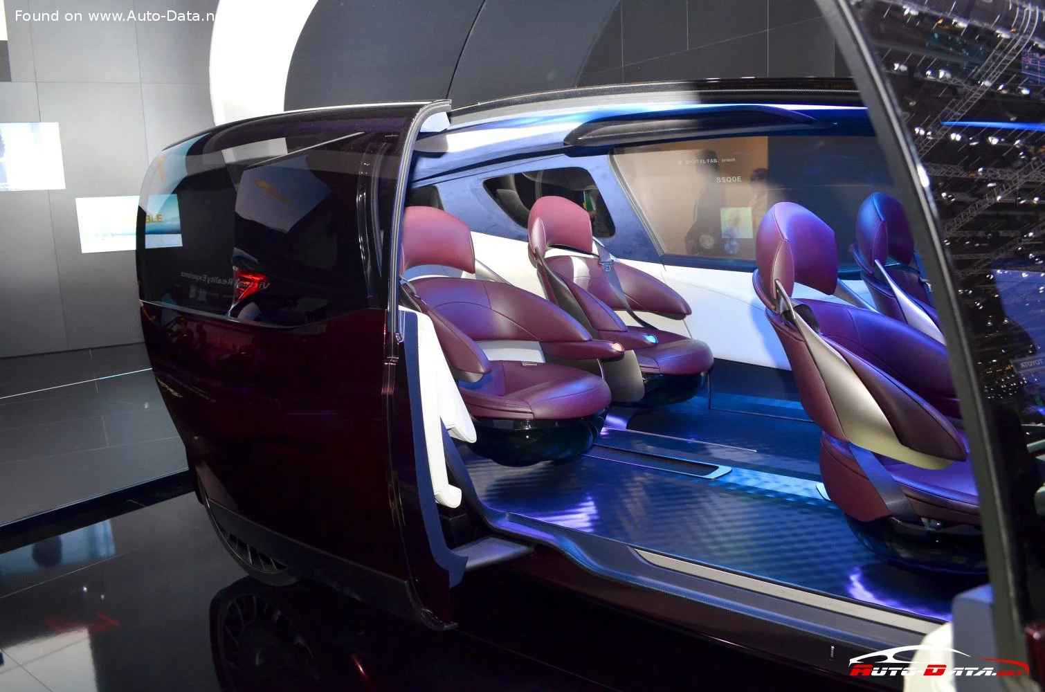 Toyota Fine-Comfort Ride Toyota Fine-Comfort Ride (Concept) thumbnail 7