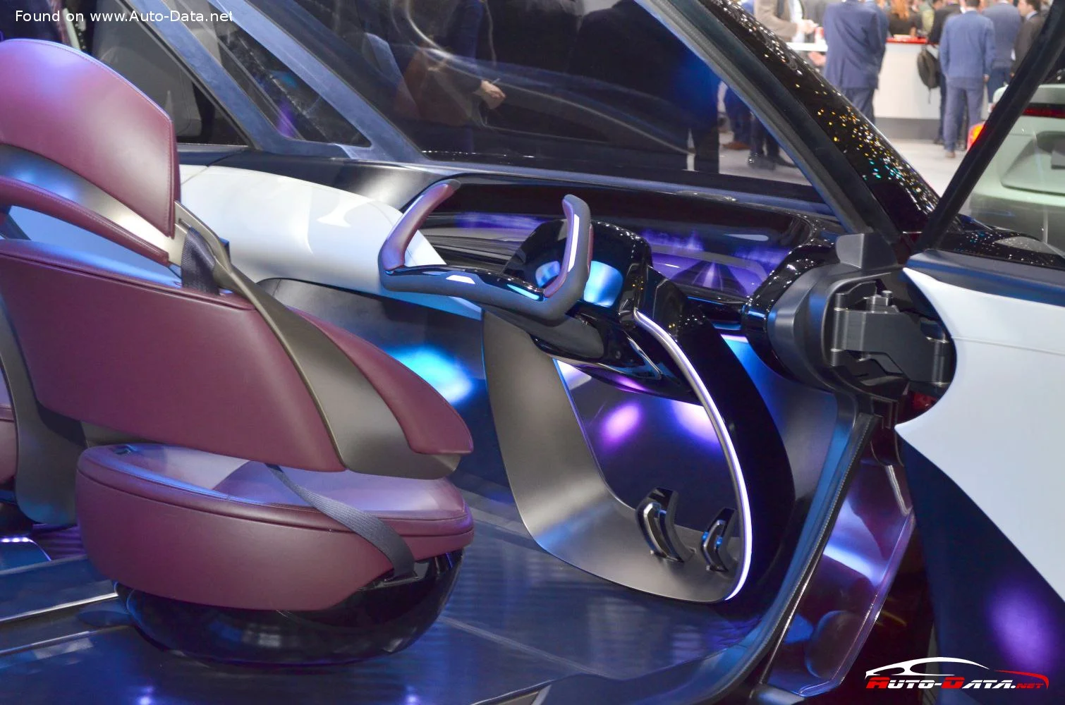 Toyota Fine-Comfort Ride Toyota Fine-Comfort Ride (Concept) thumbnail 9
