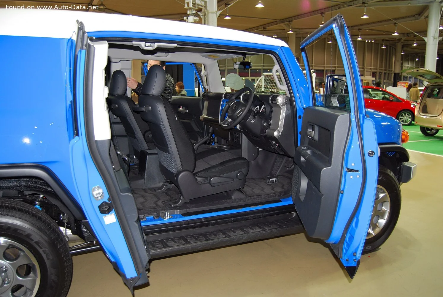 Toyota FJ Cruiser 4.0 V6 (239 Hp) 4WD2006 - 2009 thumbnail 3
