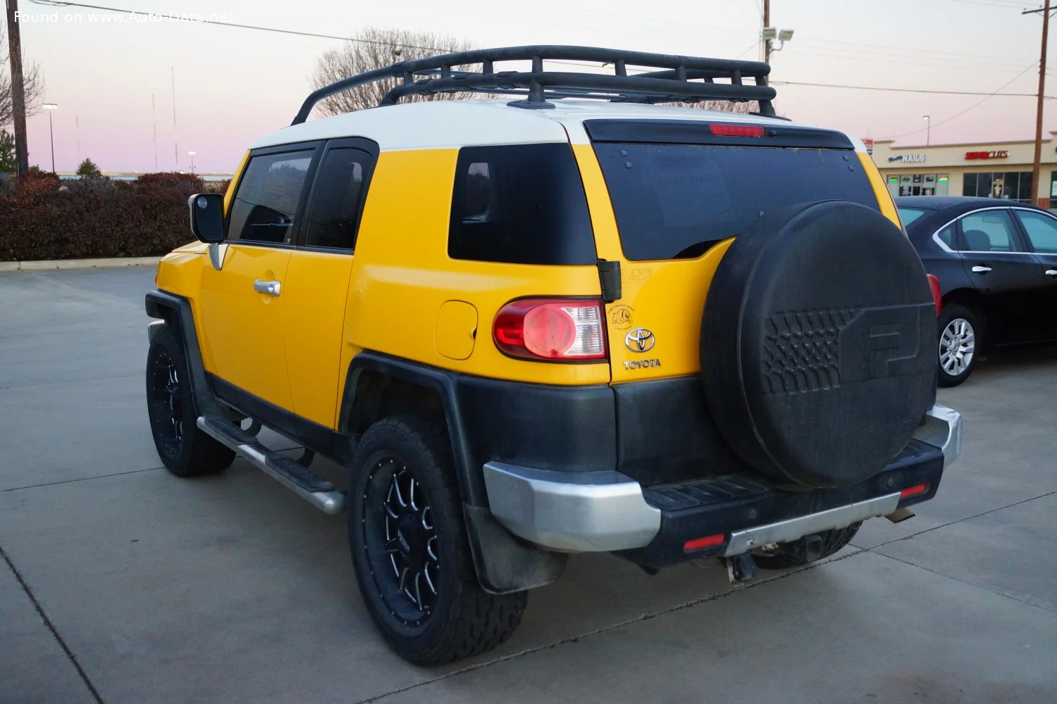 Toyota FJ Cruiser 4.0 V6 (239 Hp) 4WD2006 - 2009 thumbnail 7