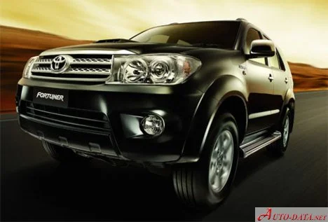 Toyota Fortuner 2.5 D-4D (102 Hp)2008 - 2011 thumbnail 7