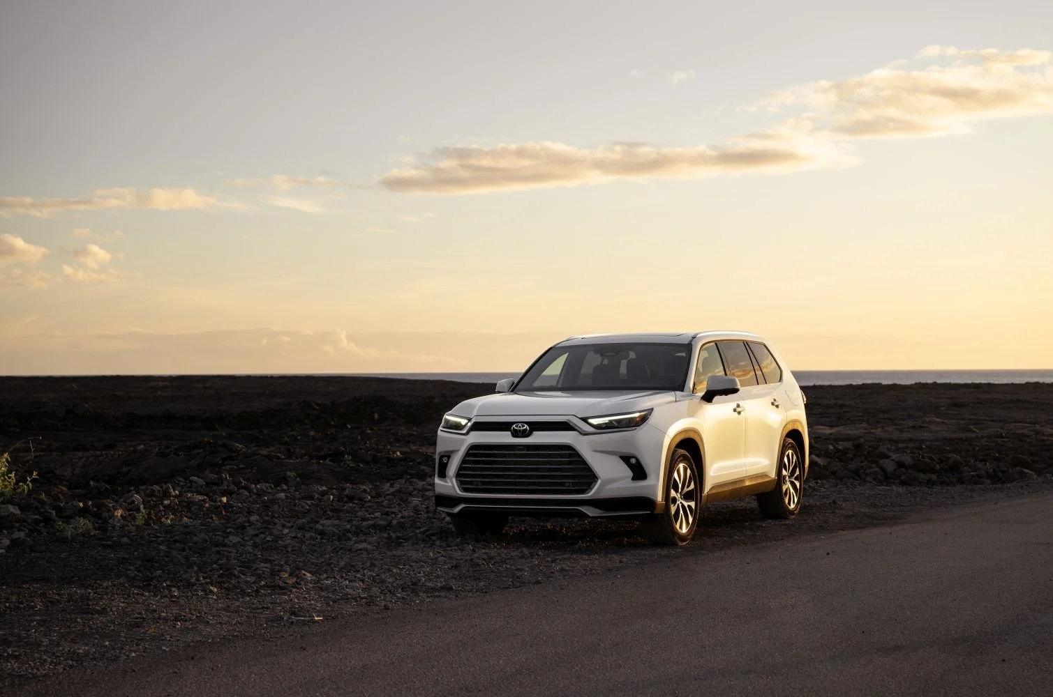 Toyota Grand Highlander 2.4 Turbo (265 Hp) AWD Direct Shift ECT2023 - thumbnail 17