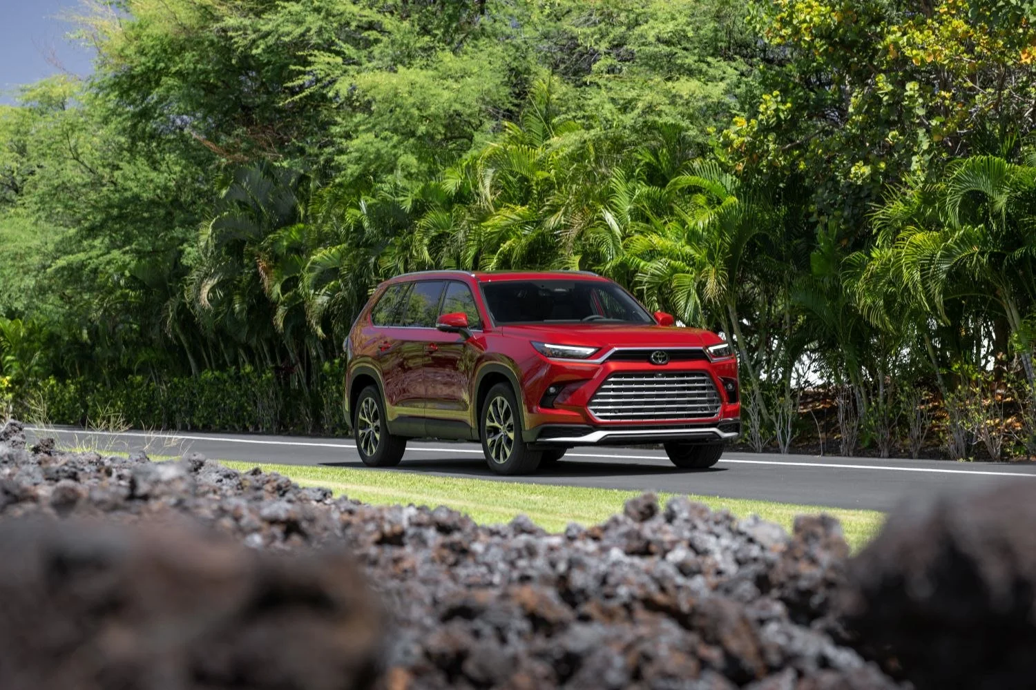 Toyota Grand Highlander 2.4 Turbo (265 Hp) AWD Direct Shift ECT2023 - thumbnail 4