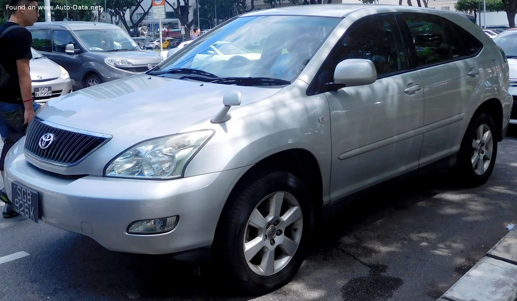Toyota Harrier 2.4 16V (160 Hp) 4x4 Automatic2003 - 2013 thumbnail 3