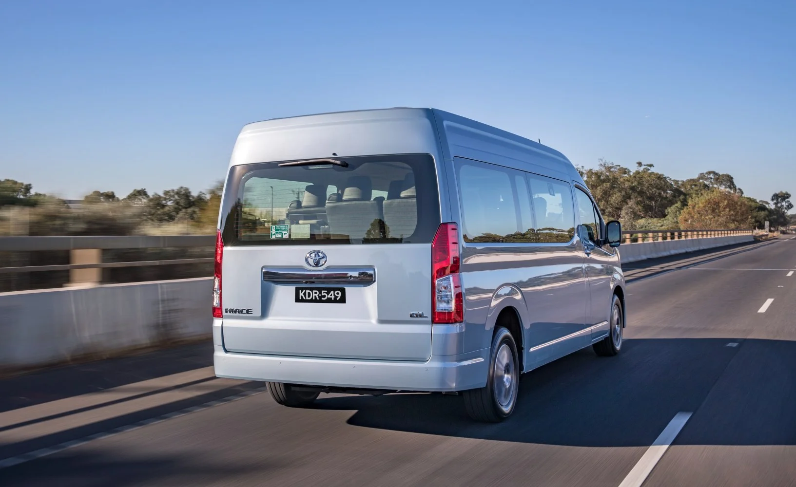 Toyota HiAce 2.8 D-4D (156 Hp)2019 - thumbnail 2