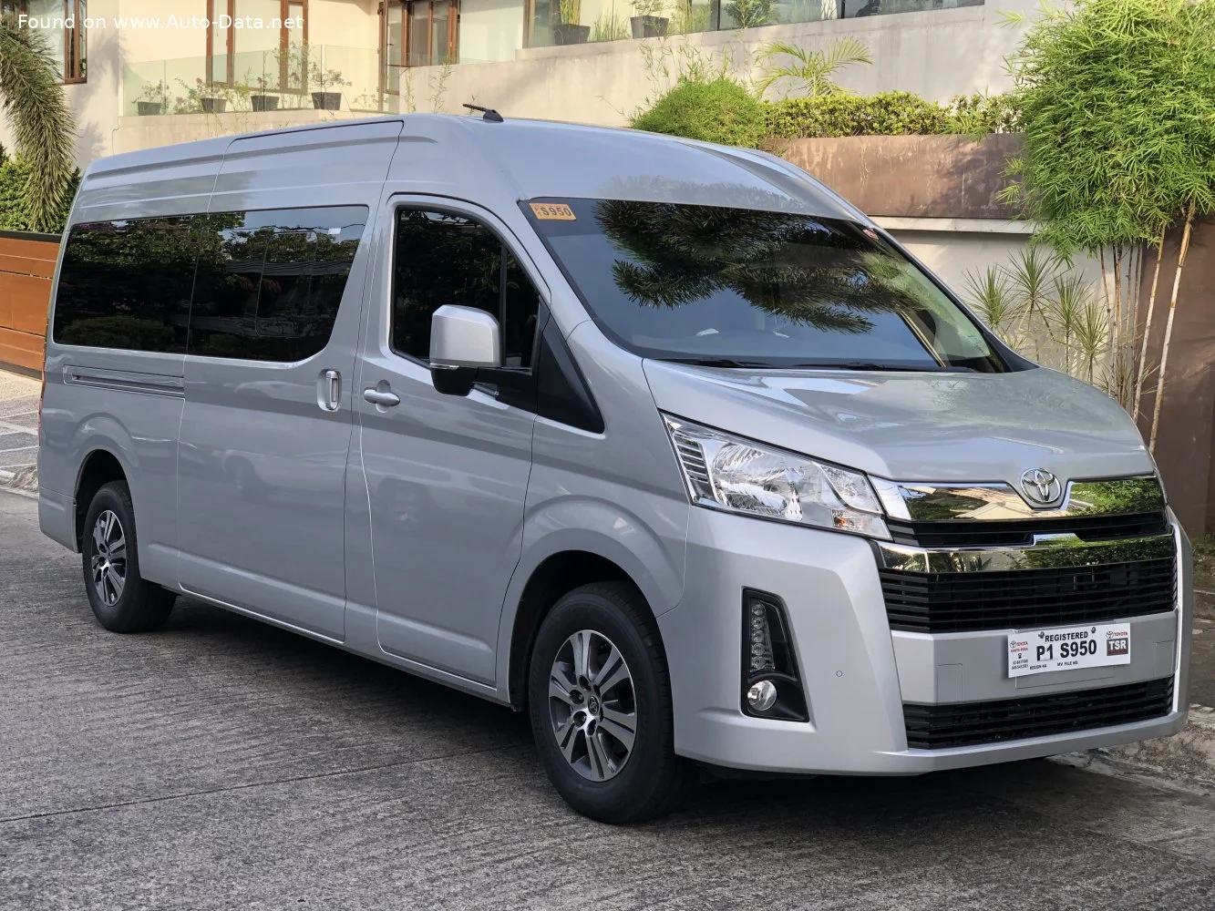 Toyota HiAce 2.8 D-4D (156 Hp)2019 - thumbnail 7