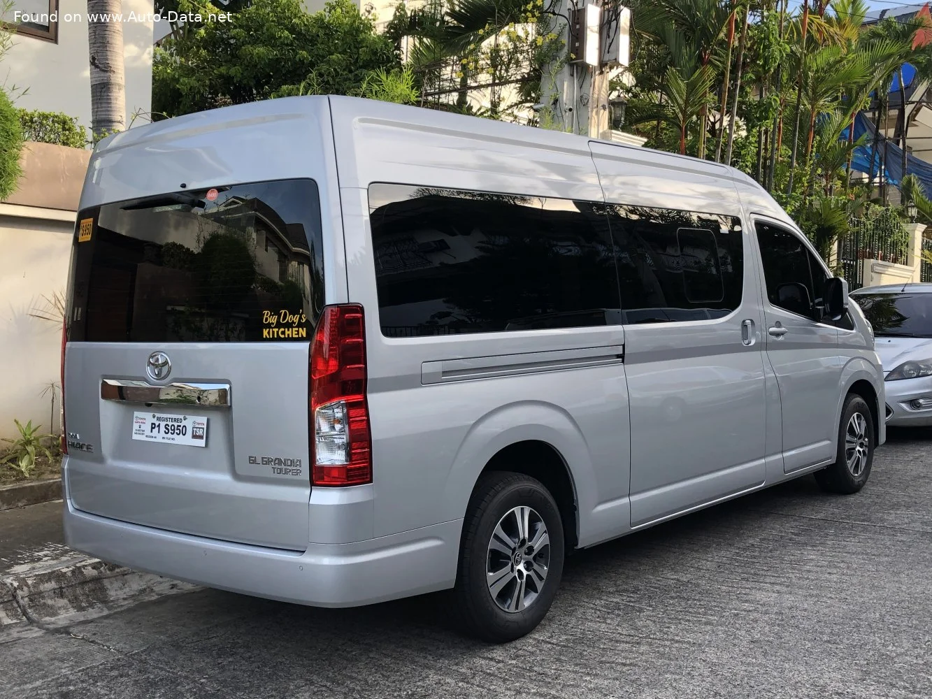 Toyota HiAce 2.8 D-4D (156 Hp)2019 - thumbnail 8