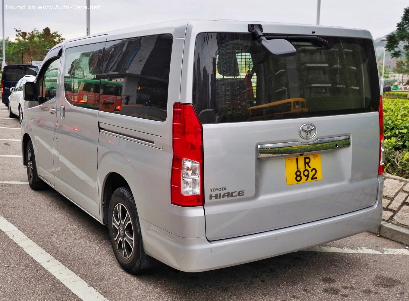 Toyota HiAce 2.8 D-4D (177 Hp)2019 - thumbnail 4