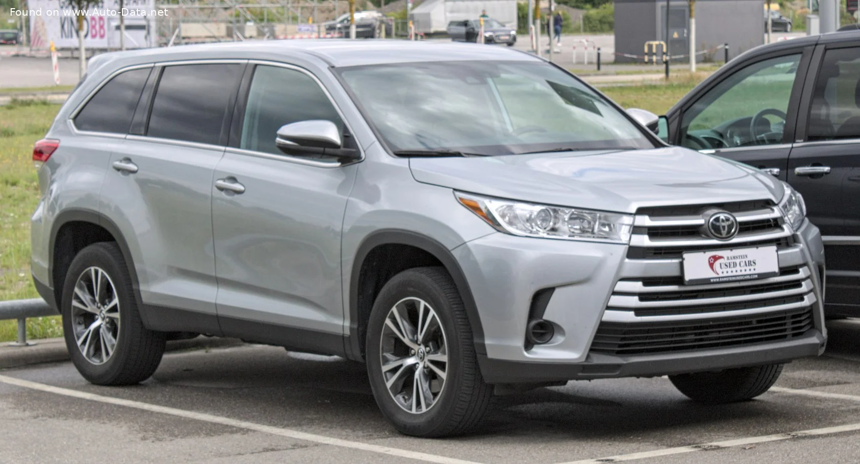 Toyota Highlander 2.7 (188 Hp) Automatic2016 - 2019 thumbnail 3
