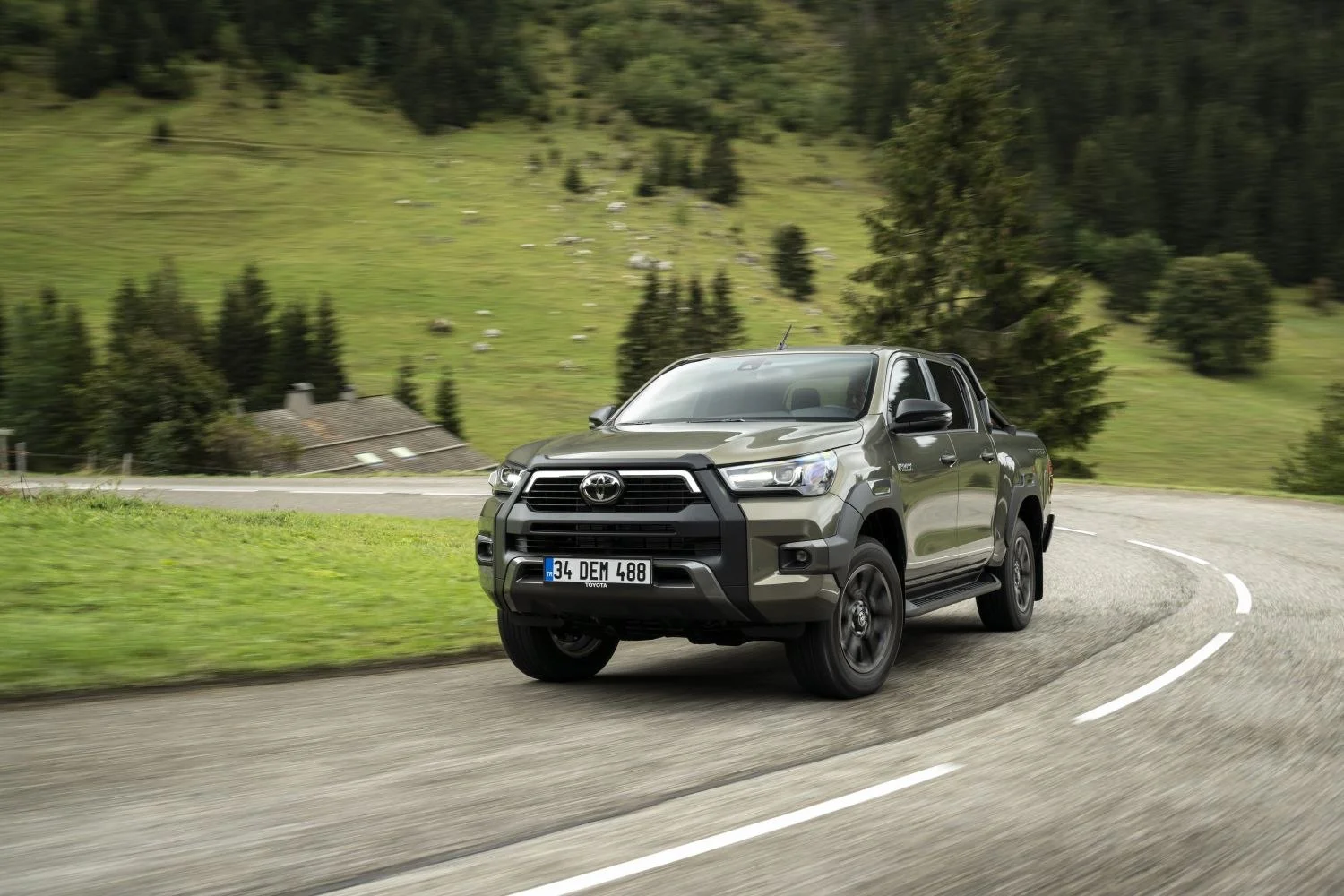 Toyota Hilux 2.4 D-4D (150 Hp)2020 - 2024 thumbnail 13
