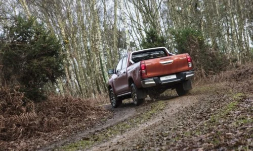 Toyota Hilux 2.4d (150 Hp)2017 - 2020 thumbnail 12