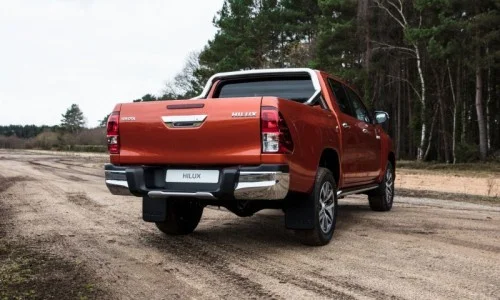 Toyota Hilux 2.4d (150 Hp)2017 - 2020 thumbnail 3