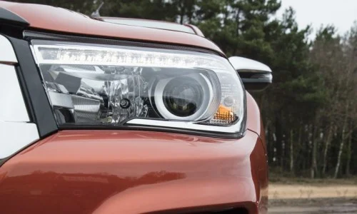 Toyota Hilux 2.4d (150 Hp)2017 - 2020 thumbnail 7