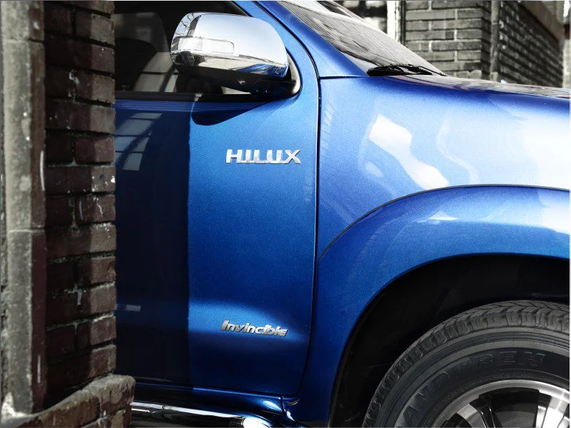 Toyota Hilux 2.5 D-4D (144 Hp) 4WD2011 - 2015 thumbnail 11
