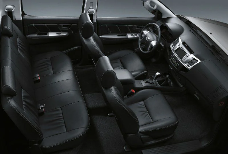 Toyota Hilux 2.5 D-4D (144 Hp) 4WD2011 - 2015 thumbnail 15