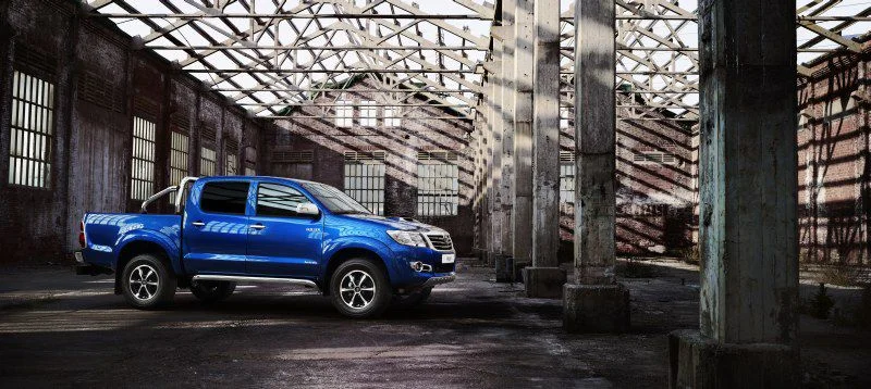 Toyota Hilux 2.5 D-4D (144 Hp) 4WD2011 - 2015 thumbnail 10