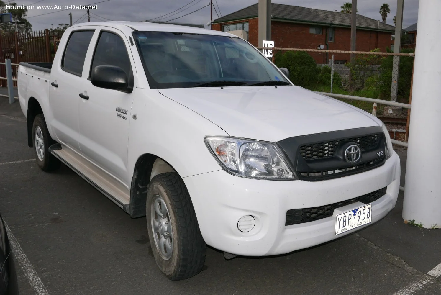 Toyota Hilux 2.5 D-4D (120 Hp) 4x42008 - 2009 - 1
