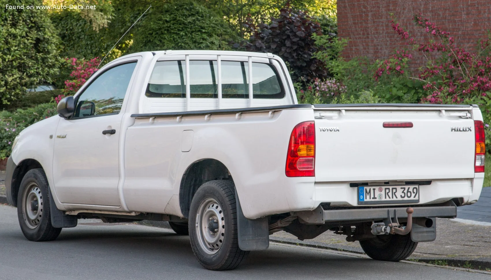 Toyota Hilux 2.5 D-4D (120 Hp)2008 - 2011 thumbnail 2