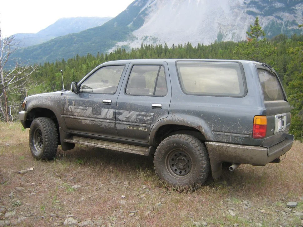 Toyota Hilux 2.0 i (97 Hp)1988 - 1995 thumbnail 2
