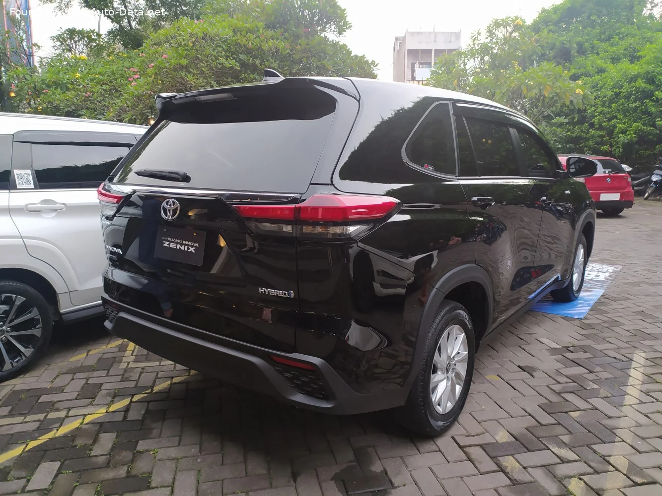 Toyota Innova 2.0 D-4S (174 Hp) CVT2022 - thumbnail 4