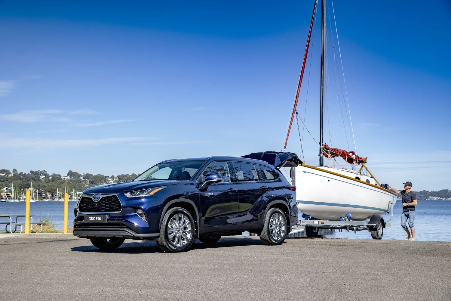 Toyota Kluger 2.4 Turbo (269 Hp) Automatic2023 - 2024 thumbnail 11