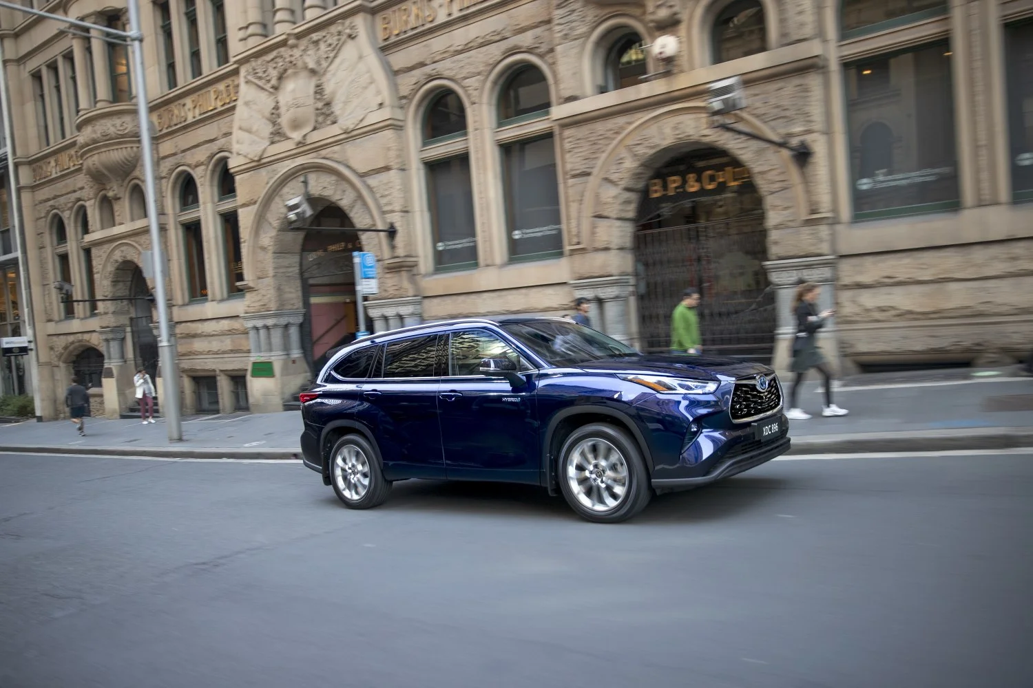 Toyota Kluger 2.4 Turbo (269 Hp) Automatic2023 - 2024 thumbnail 13