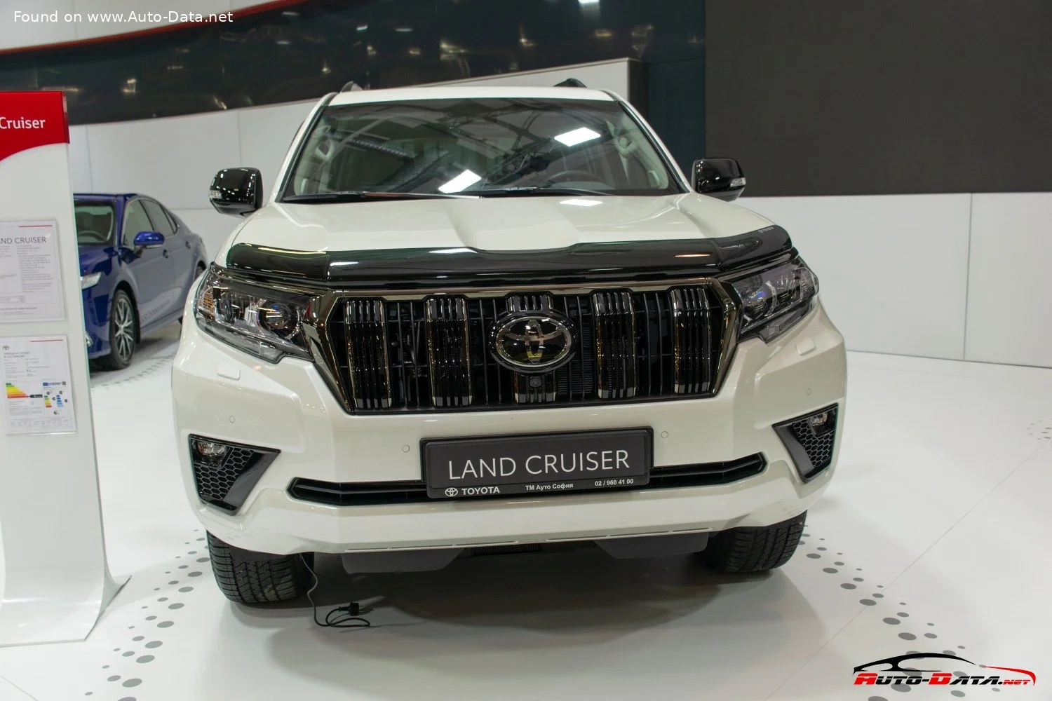 Toyota Land Cruiser Prado 2.7 (163 Hp) 4WD2017 - 2023 thumbnail 3