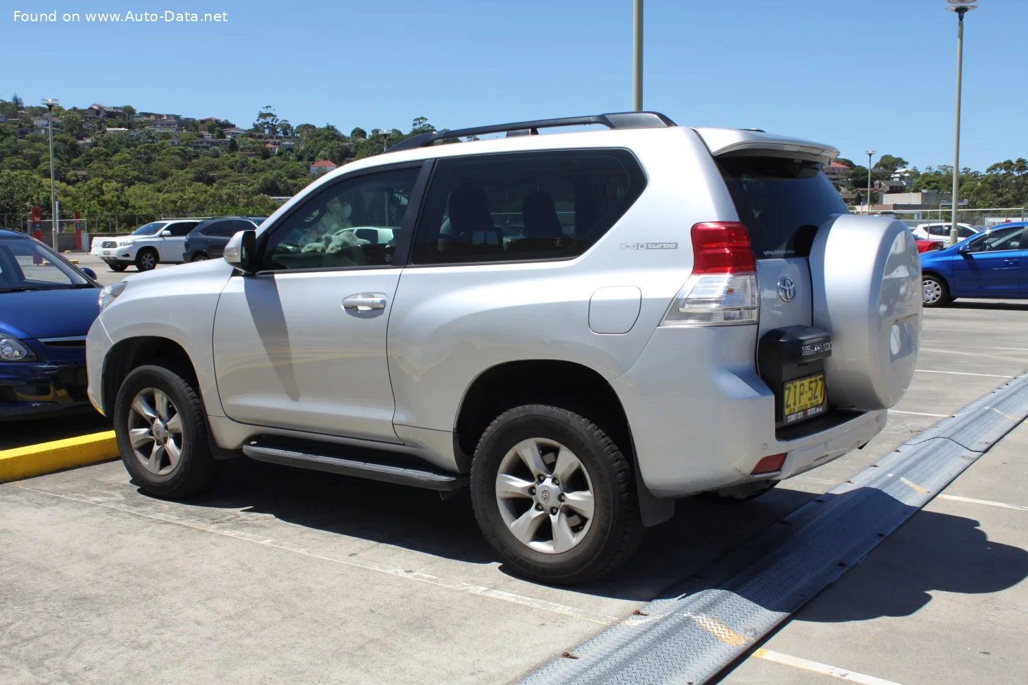 Toyota Land Cruiser Prado 3.0 D-4D (173 Hp) 4WD2009 - 2010 thumbnail 7