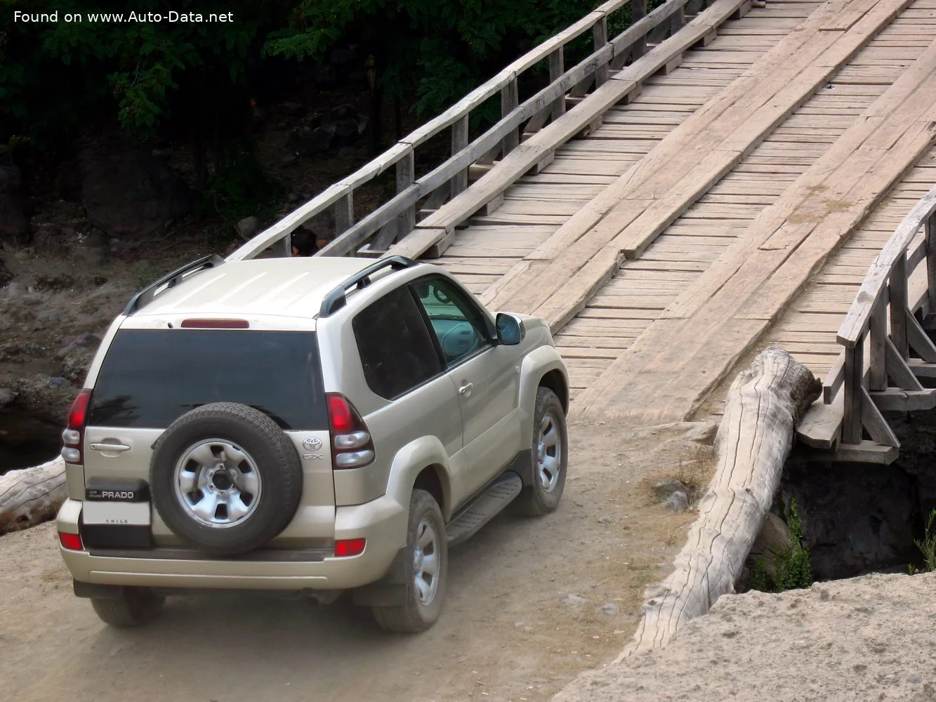Toyota Land Cruiser Prado 2.7 i 16V (150 Hp) 4WD ECT-E2002 - 2004 thumbnail 3