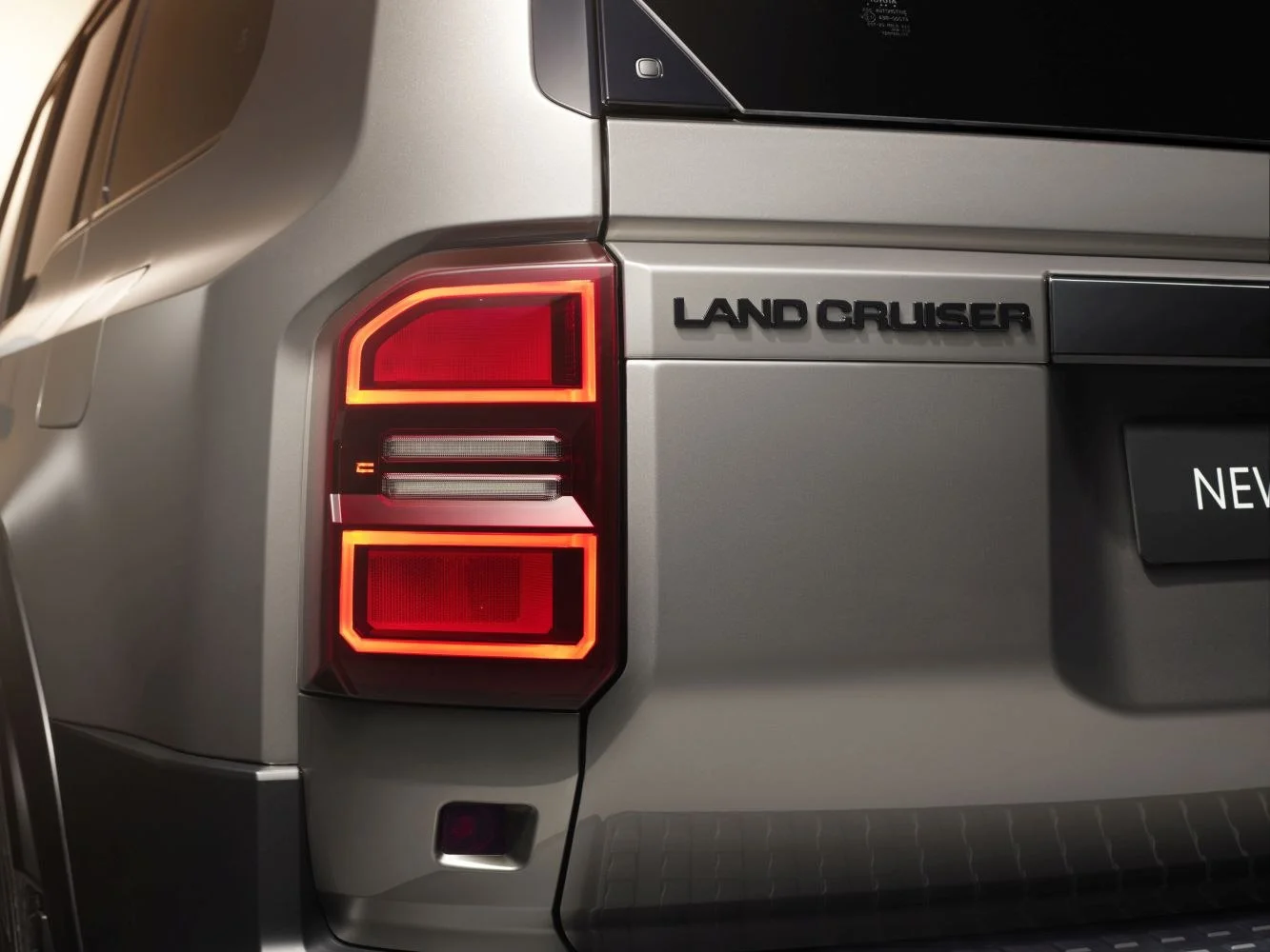 Toyota Land Cruiser 2.4 i-FORCE MAX (326 Hp) Full Hybrid 4WD ECT-i2024 - thumbnail 15